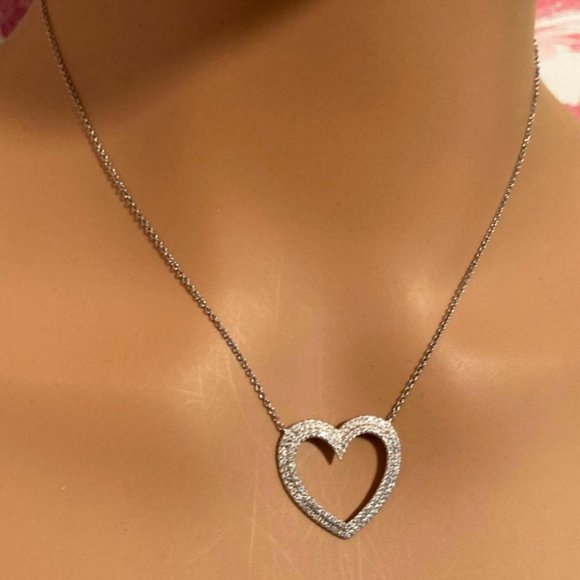 Tiffany & Co Platinum Diamond Heart Double Metro Medium Pendant Necklace - Picture 9 of 12